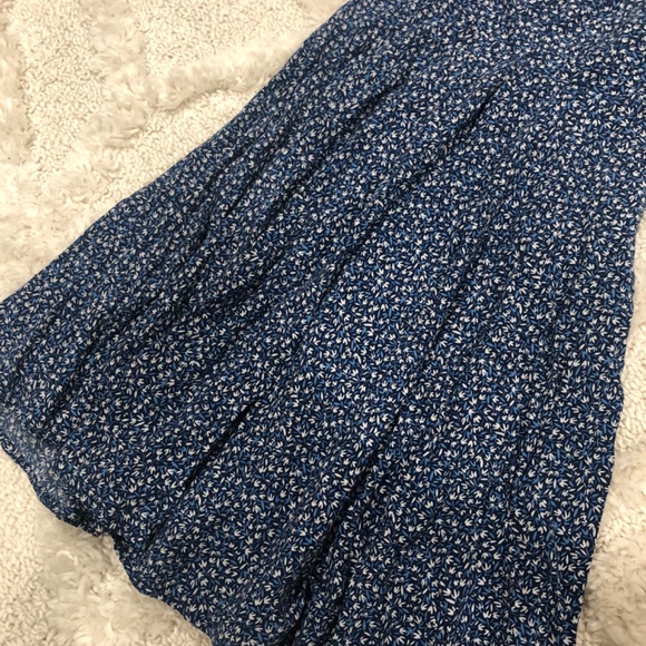 Dress - Picture 3 of 6